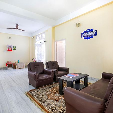 Green Vista Homestay Гувахати Екстериор снимка
