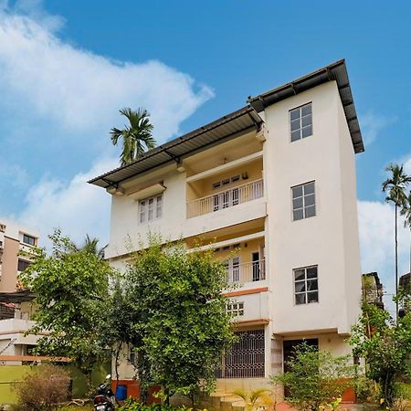 Green Vista Homestay Гувахати Екстериор снимка