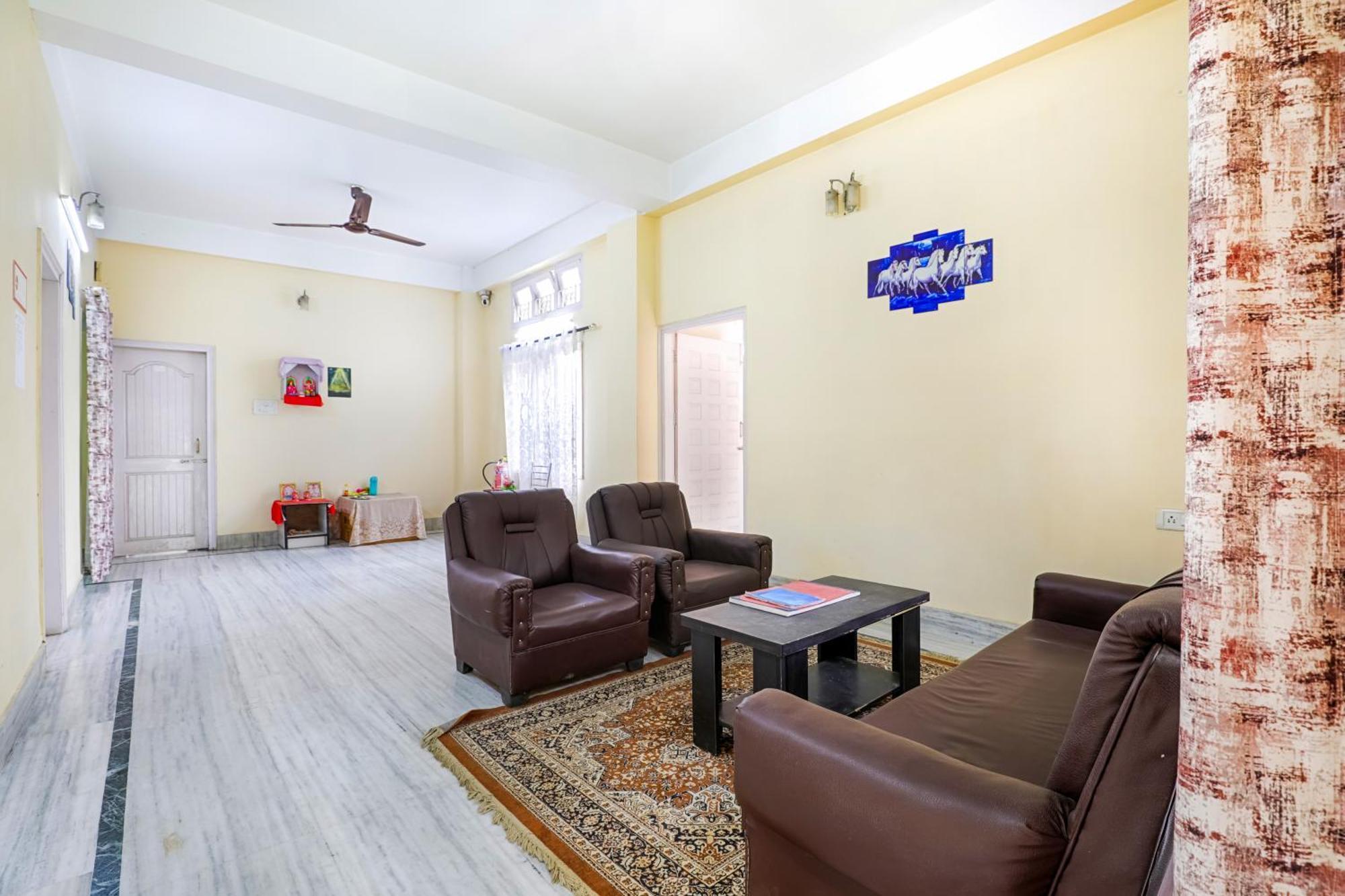 Green Vista Homestay Гувахати Екстериор снимка