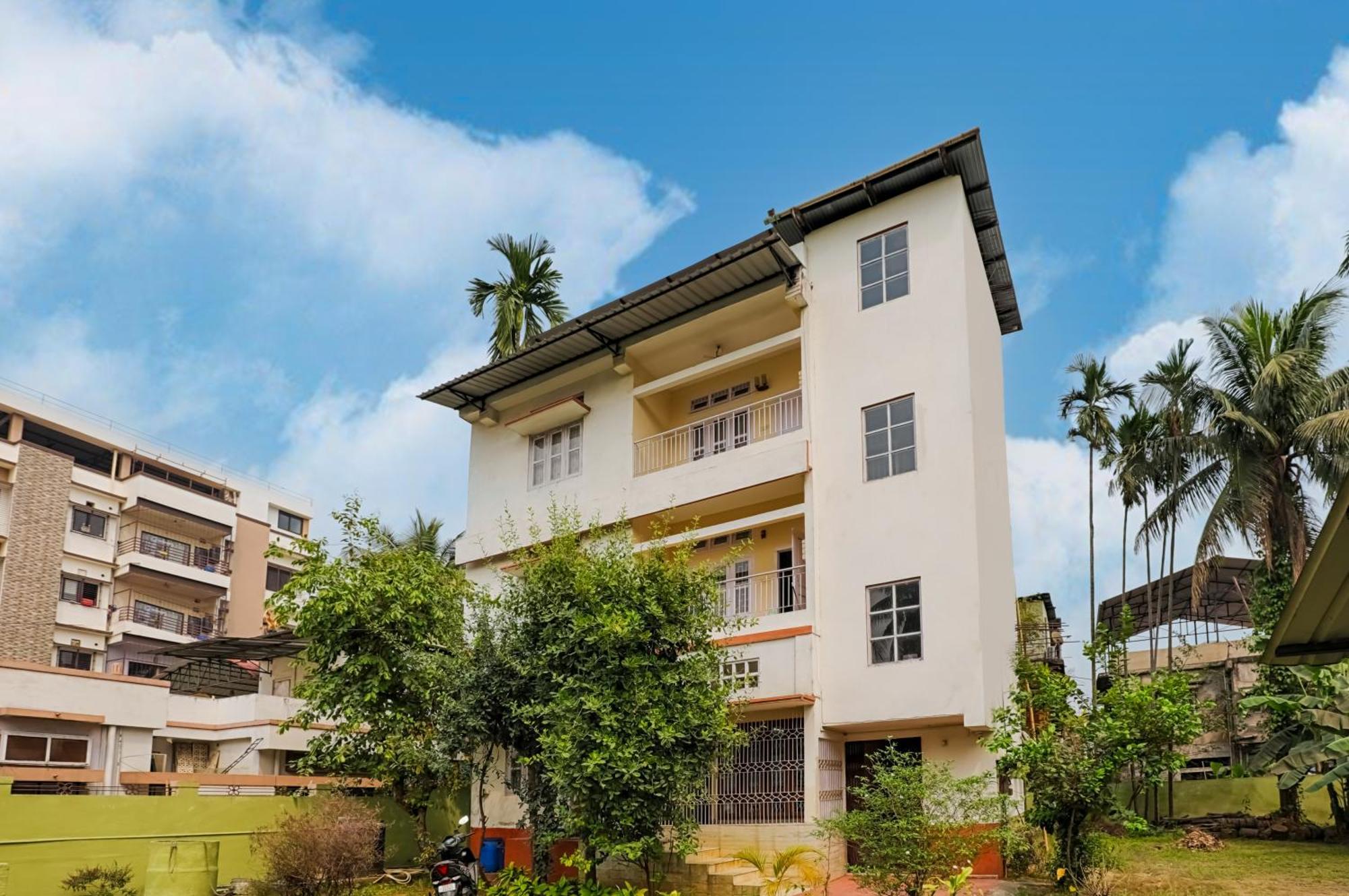 Green Vista Homestay Гувахати Екстериор снимка